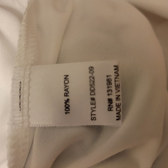 NAIF Cream Navy Floral 3/4 Sleeve Relaxed Mini Dress With Open Shoulders. Size M - Picture 5 of 6